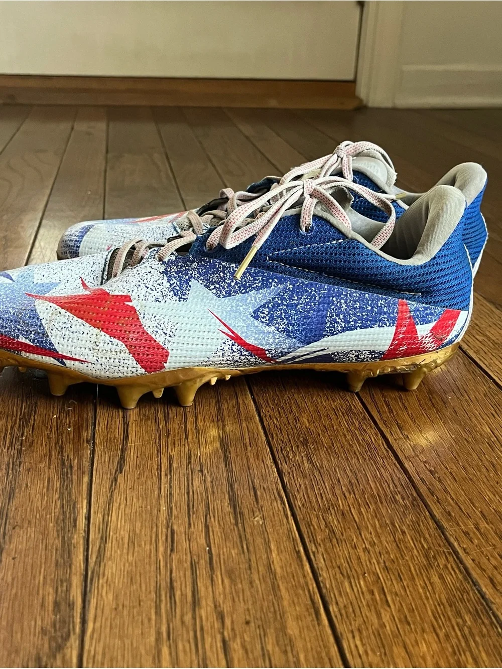 Under Armour Men’s Blur LE MC USA Red, Blue & White Football Cleats Size 9.5